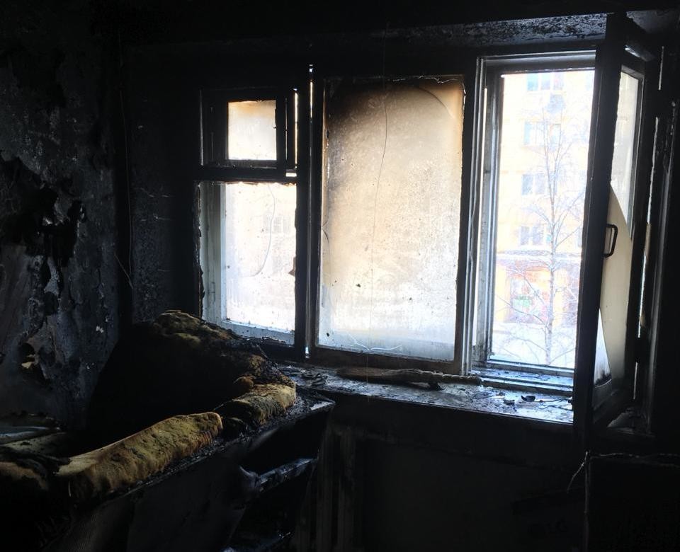 В Архангельске по факту гибели 4 человек в результате пожара на Ленинградском проводят проверку